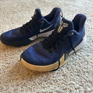 Kobe Navy and White Low-Top Athletic Shoes